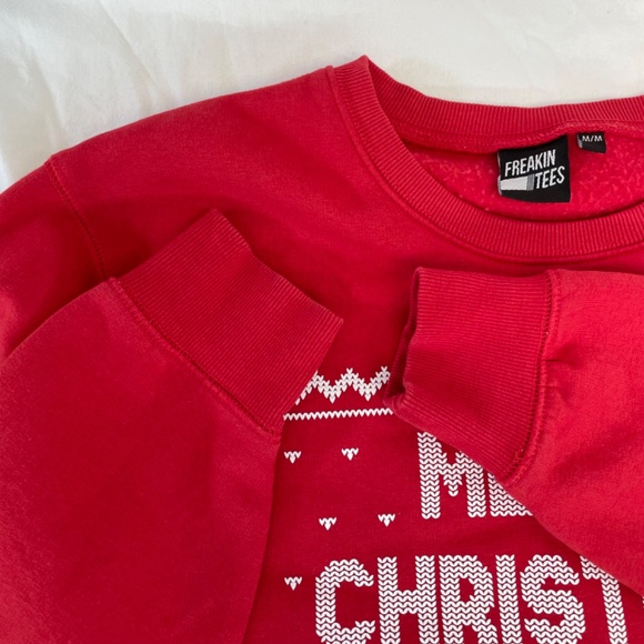 Merry Christmas Ya Filthy Animal Crewneck Sweater Freakin Tees Red Size Medium - Picture 5 of 12
